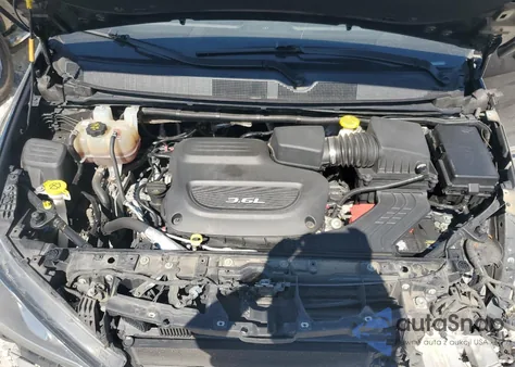 2017 Chrysler Pacifica Touring L Plus z USA, uszkodzony, nr VIN 2C4RC1EG2HR577172